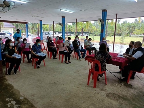 การมีส่วนร่วมของบุคคลภายนอกผ่านคณะกรรมการตามระเบียบกระทรวงมหาดไทยว่าด้วยการจัดทำแผนพัฒนาขององค์การบร