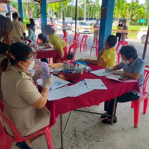ประมวลภาพการรับสมัครผู้บริหารและสมาชิกองค์การบริหารส่วนตำบลคลองน้อย